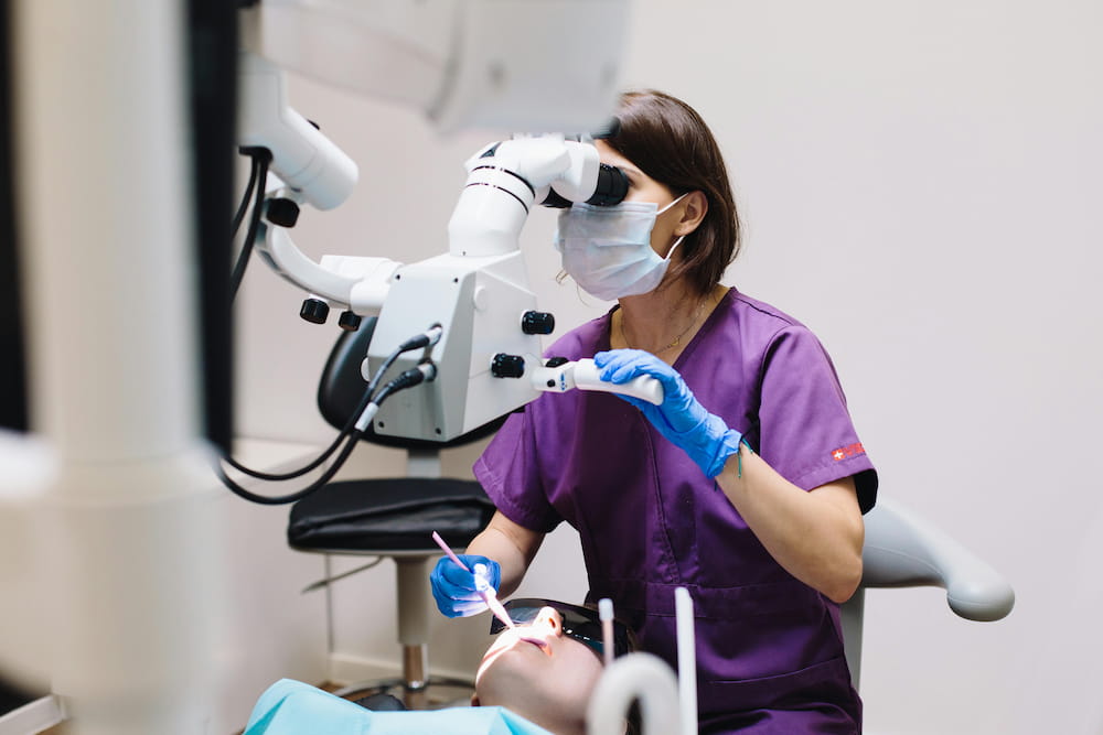 ¿ Necesitas hacer una reclamación contra una clínica dental ?