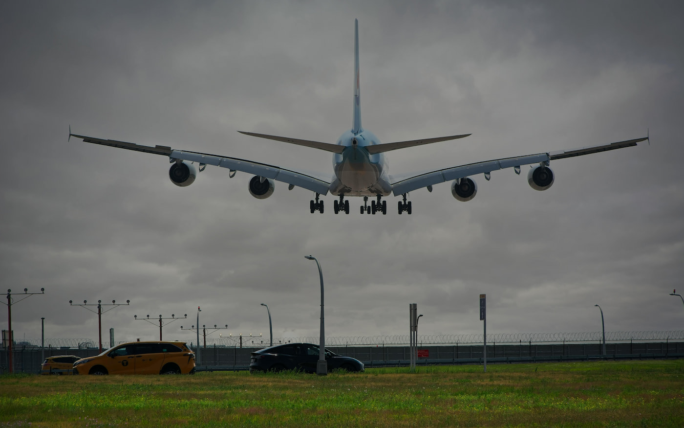 como hacer reclamacion legal contra compañias aereas o aerolineas por restrasos y perdida de equipaje